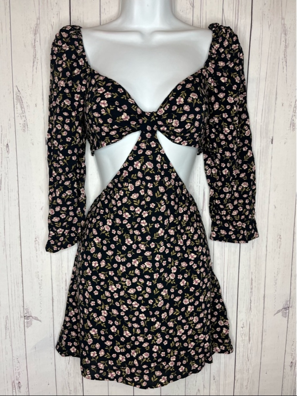 Sky To Moon Women’s Cutout Mini Dress Black Pink Floral Size Medium V Neck NWOT